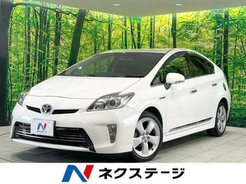TOYOTA　PRIUS