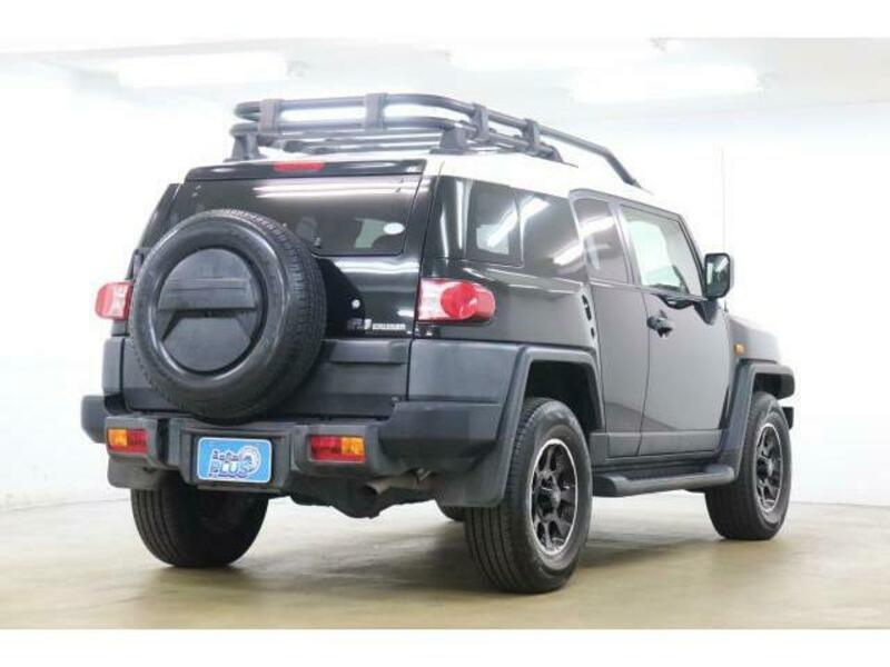 FJ CRUISER-1