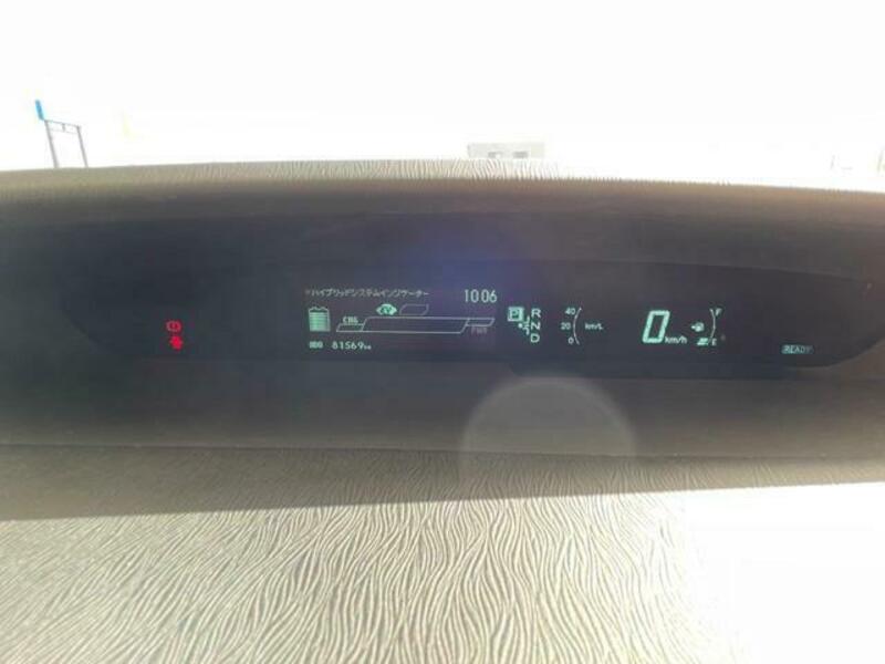 PRIUS-19