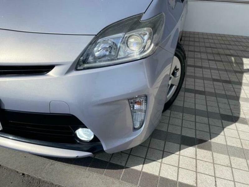 PRIUS-9