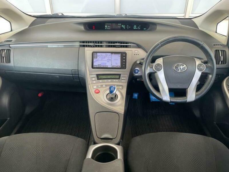 PRIUS-1