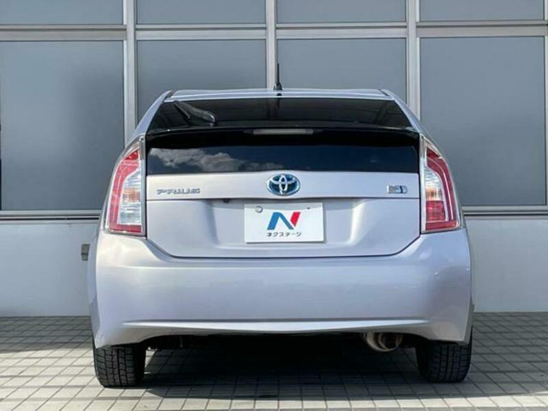 PRIUS-12