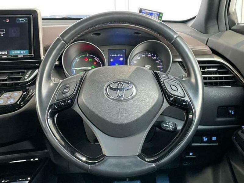 C-HR-11