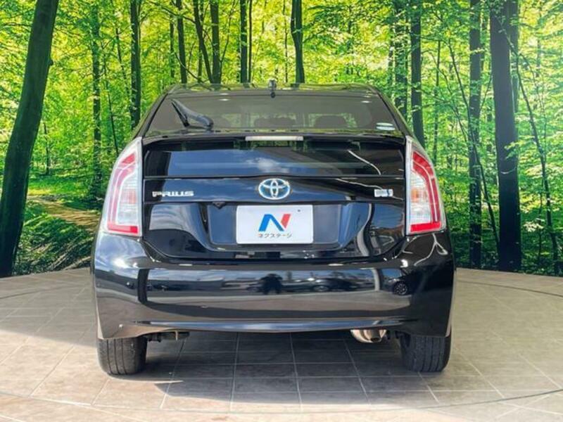 PRIUS-15