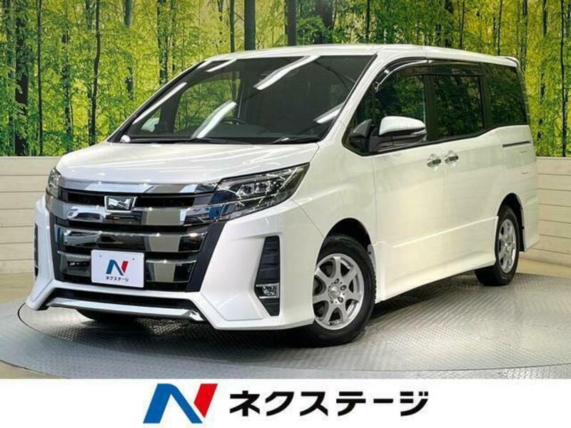 TOYOTA　NOAH