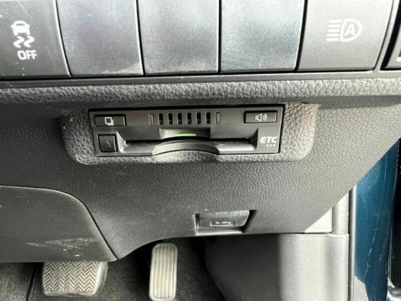 COROLLA SPORT-22