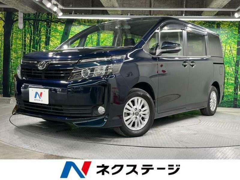 TOYOTA　VOXY