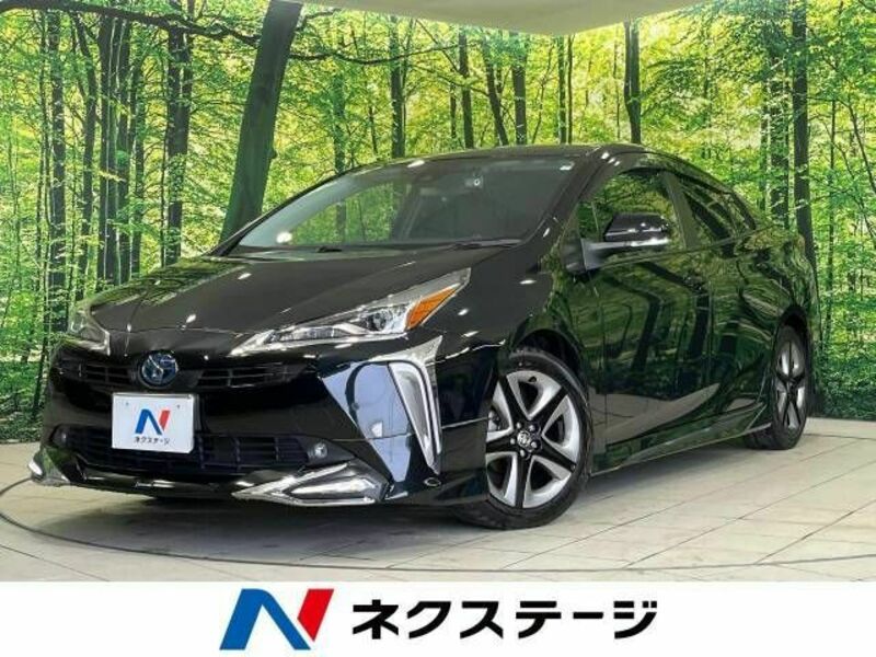TOYOTA　PRIUS