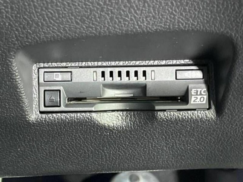 PRIUS-6
