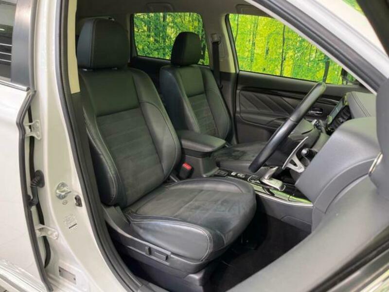 OUTLANDER PHEV-7