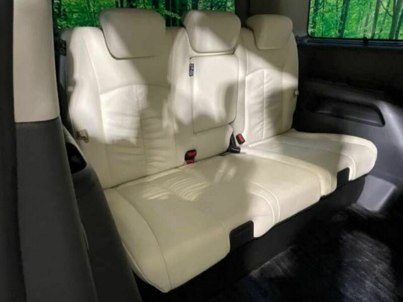 ELGRAND-10