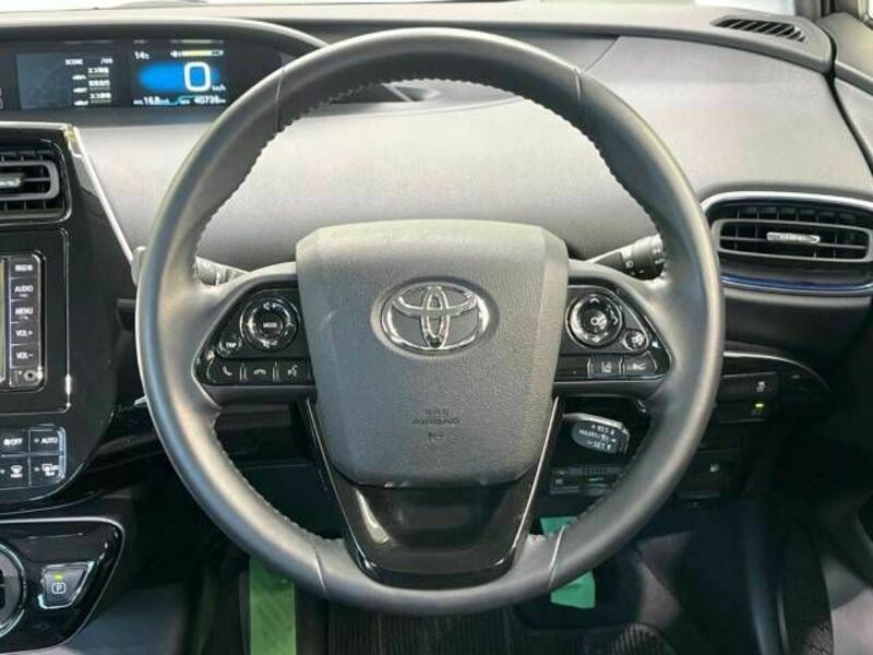 PRIUS-10