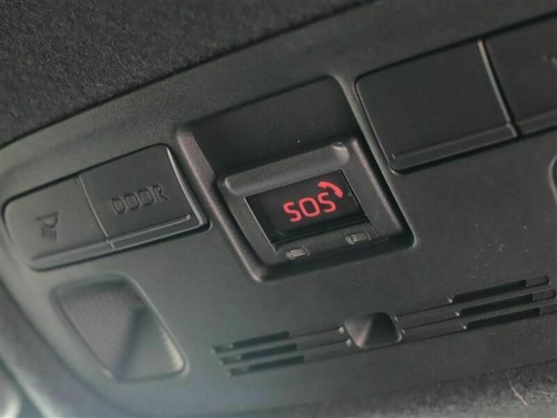 YARIS CROSS-4