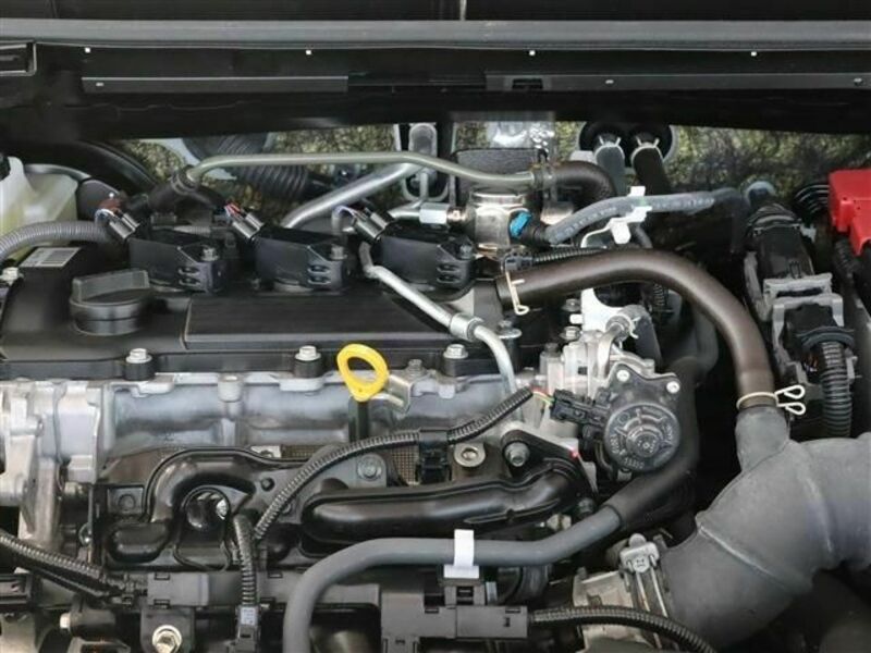 YARIS CROSS-21