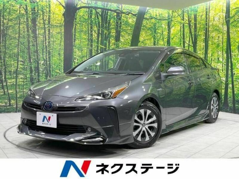 TOYOTA　PRIUS