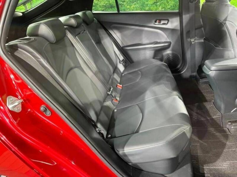PRIUS-9