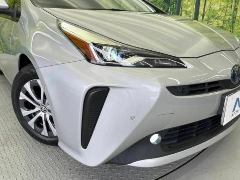 PRIUS-12