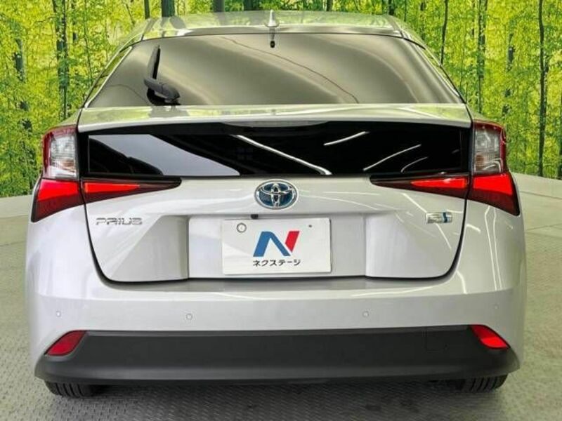 PRIUS-15