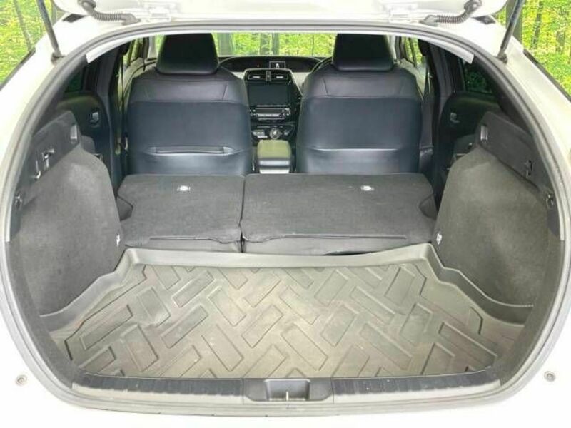 PRIUS-9