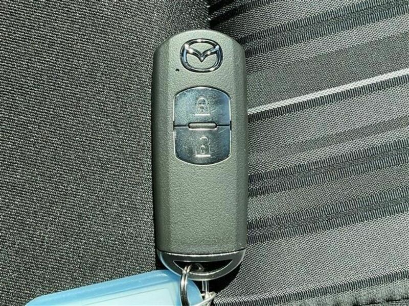 MAZDA2-24