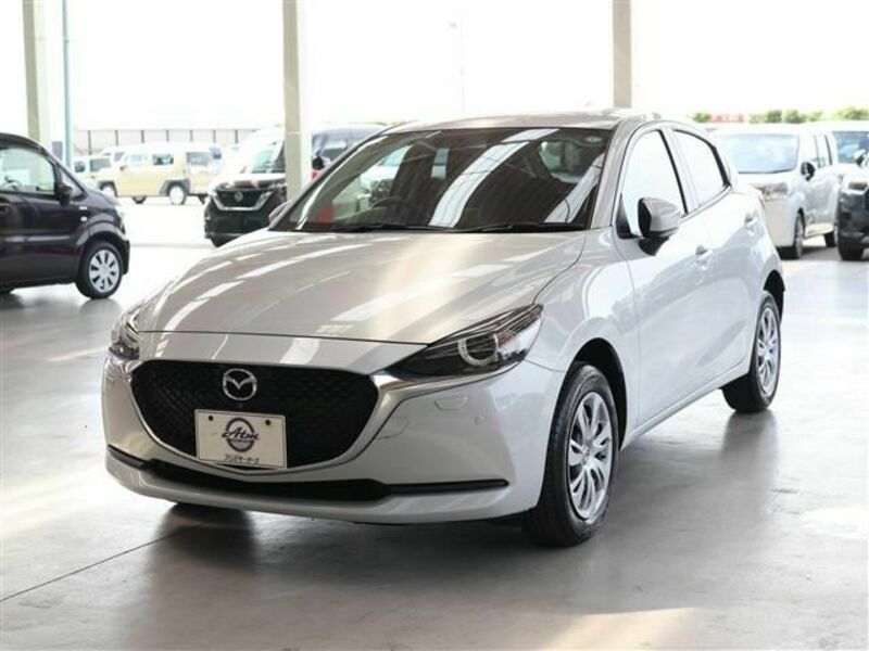 MAZDA2