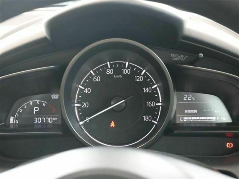 MAZDA2-8