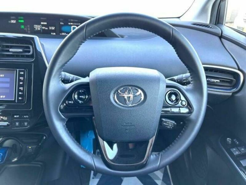 PRIUS-10