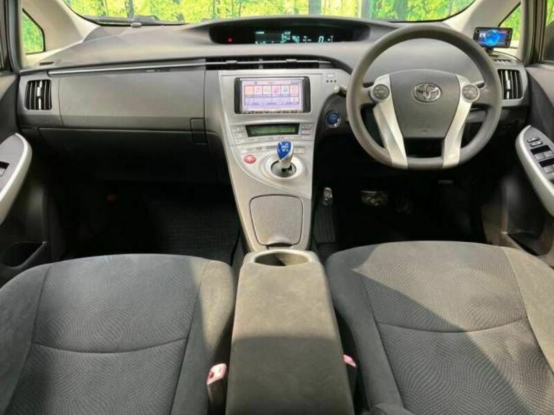 PRIUS-1