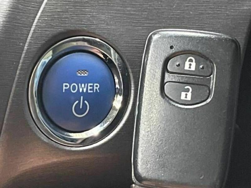 PRIUS-4
