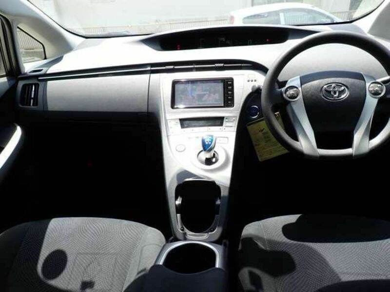 PRIUS-9
