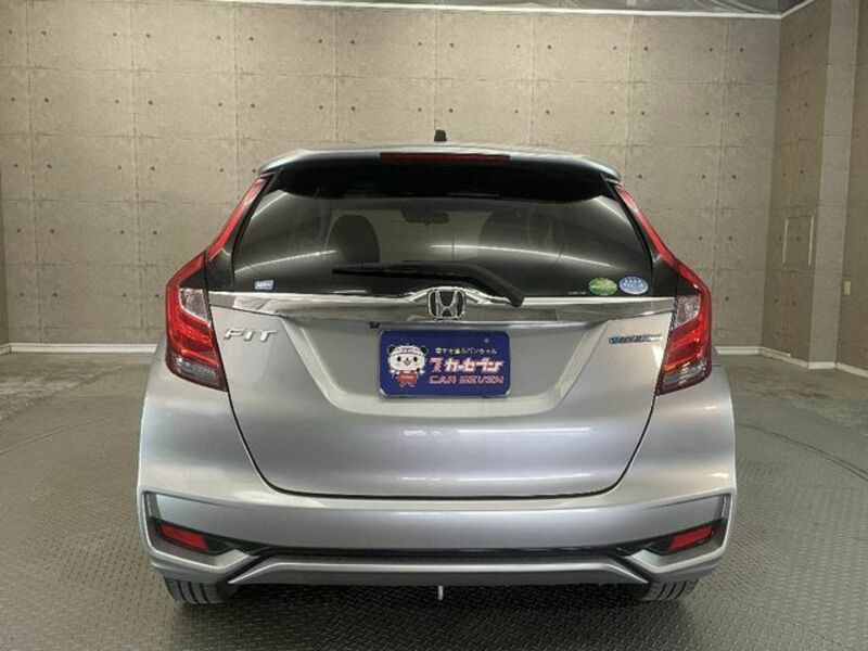 FIT HYBRID-5