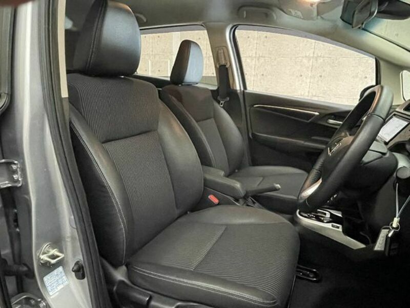 FIT HYBRID-9