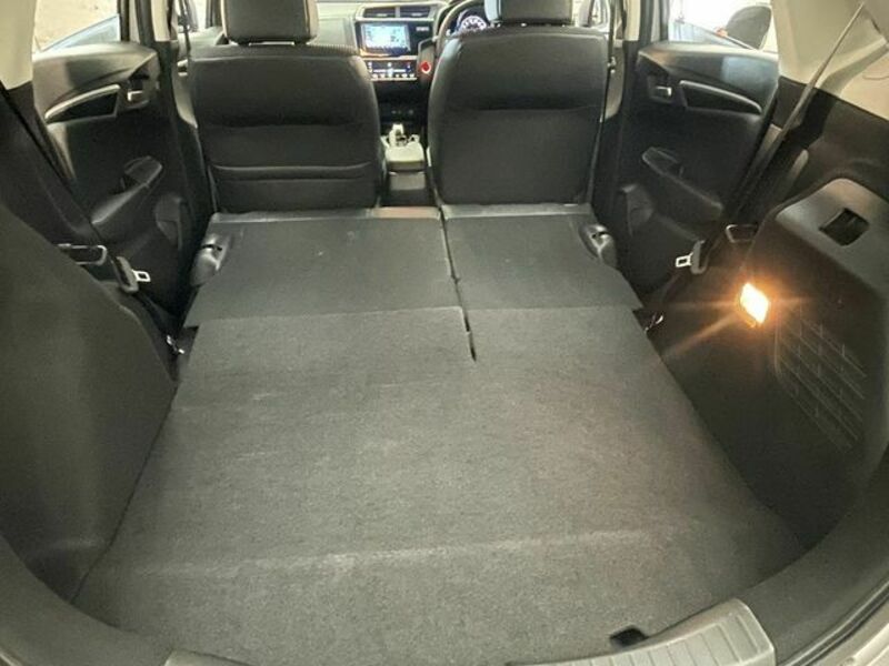 FIT HYBRID-11