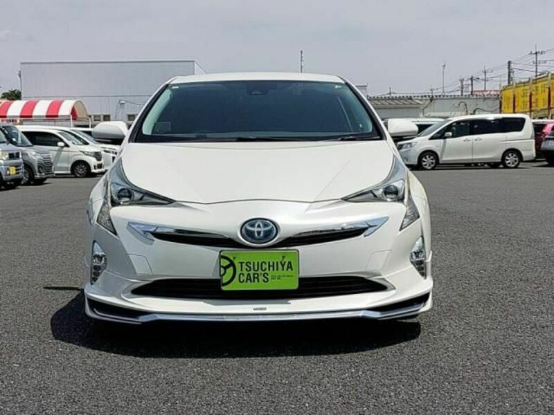 PRIUS-8