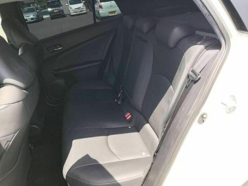 PRIUS-22