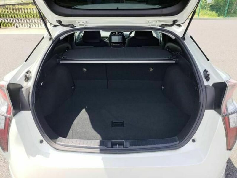 PRIUS-24