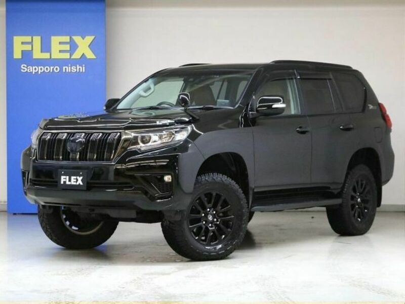 TOYOTA　LAND CRUISER PRADO