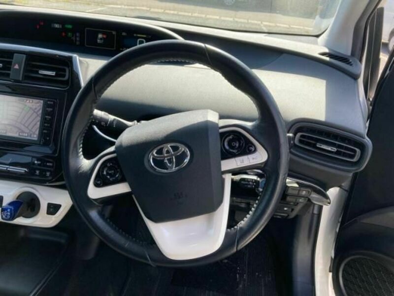 PRIUS-13