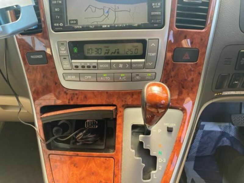 ALPHARD-22