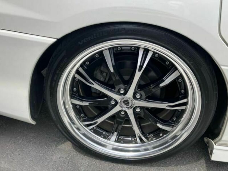 ALPHARD-8
