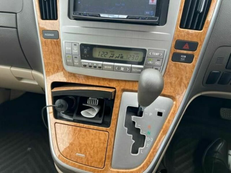ALPHARD-25