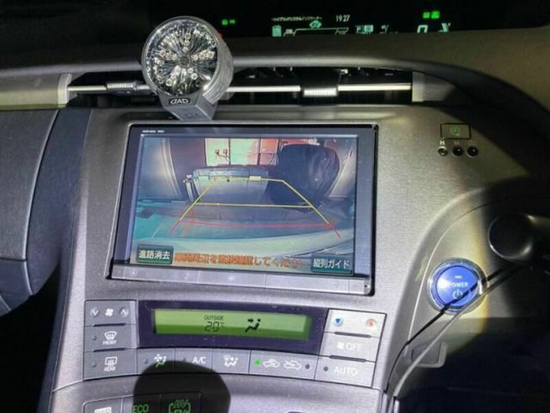 PRIUS PHV-15