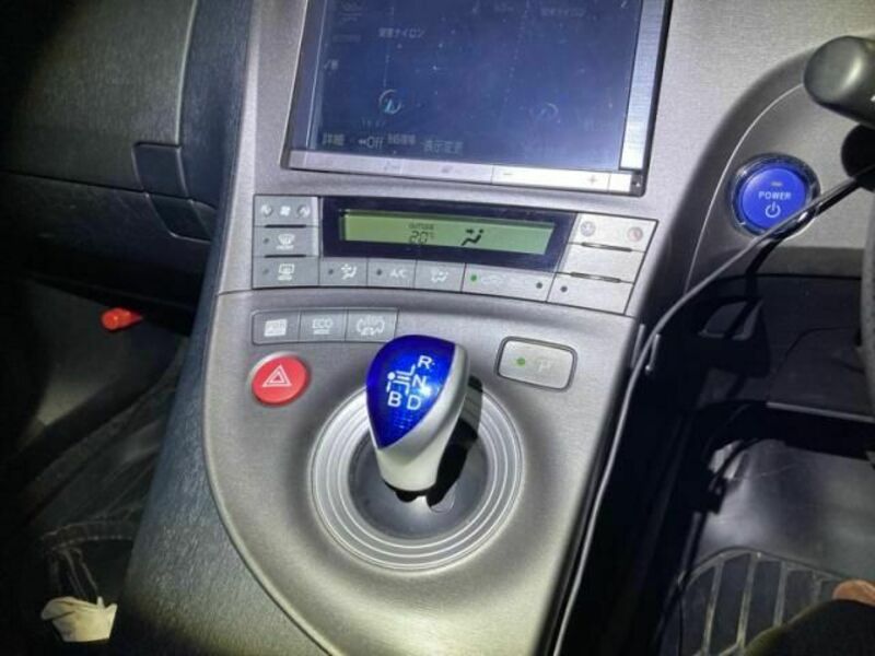 PRIUS PHV-19