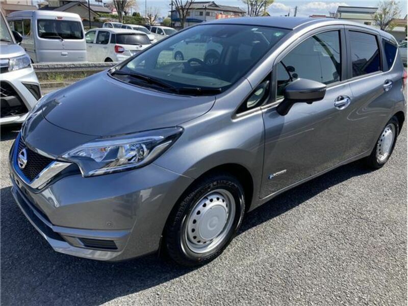 NISSAN　NOTE