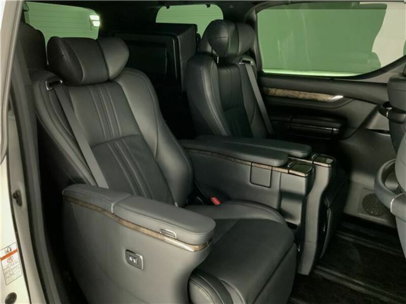 ALPHARD-18