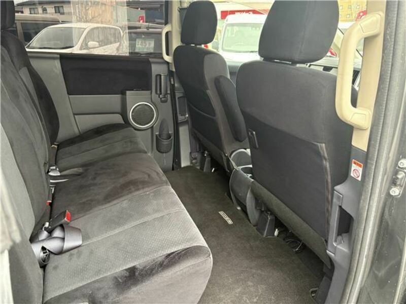 DELICA D5