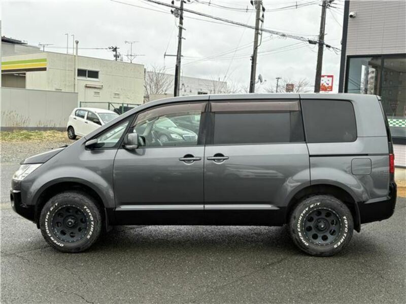 DELICA D5