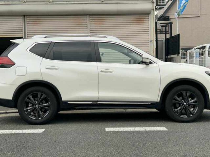 X-TRAIL-2