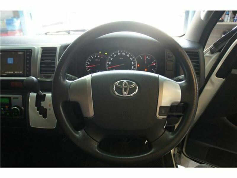 HIACE VAN-3