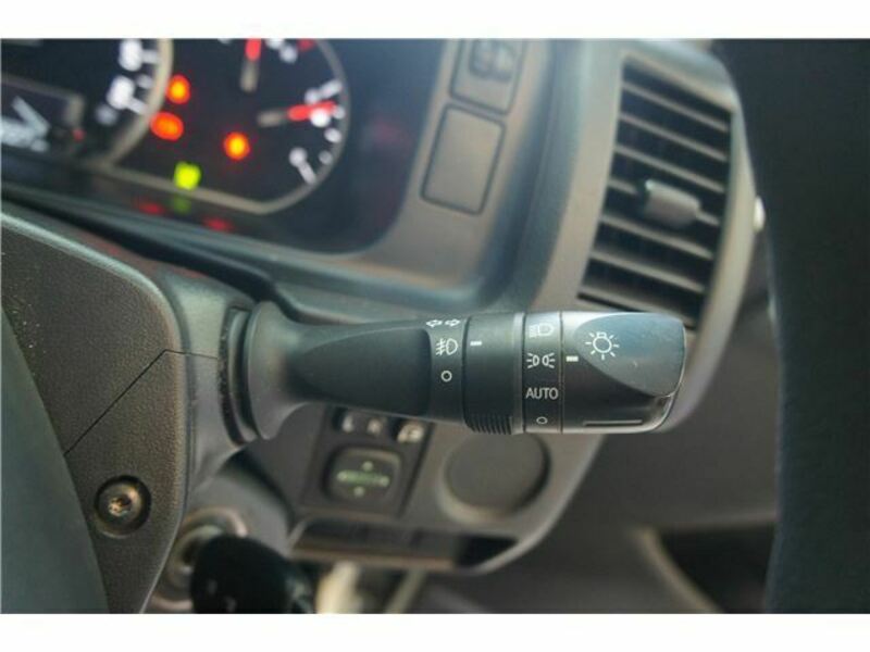 HIACE VAN-15